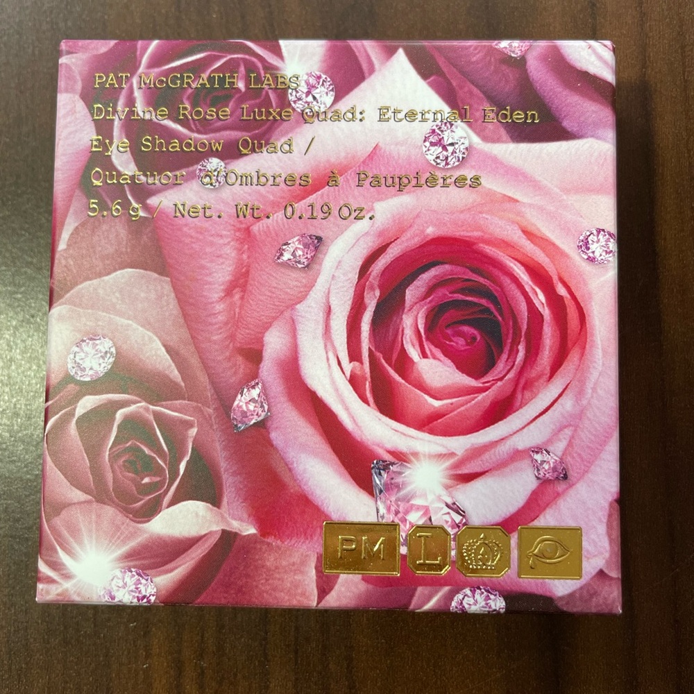 Pat McGrath Labs Eyeshadow Quad: Divine Rose Luxe Quad. All pink shades